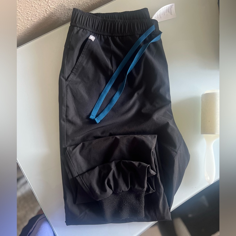 Figs Men’s Scrubs